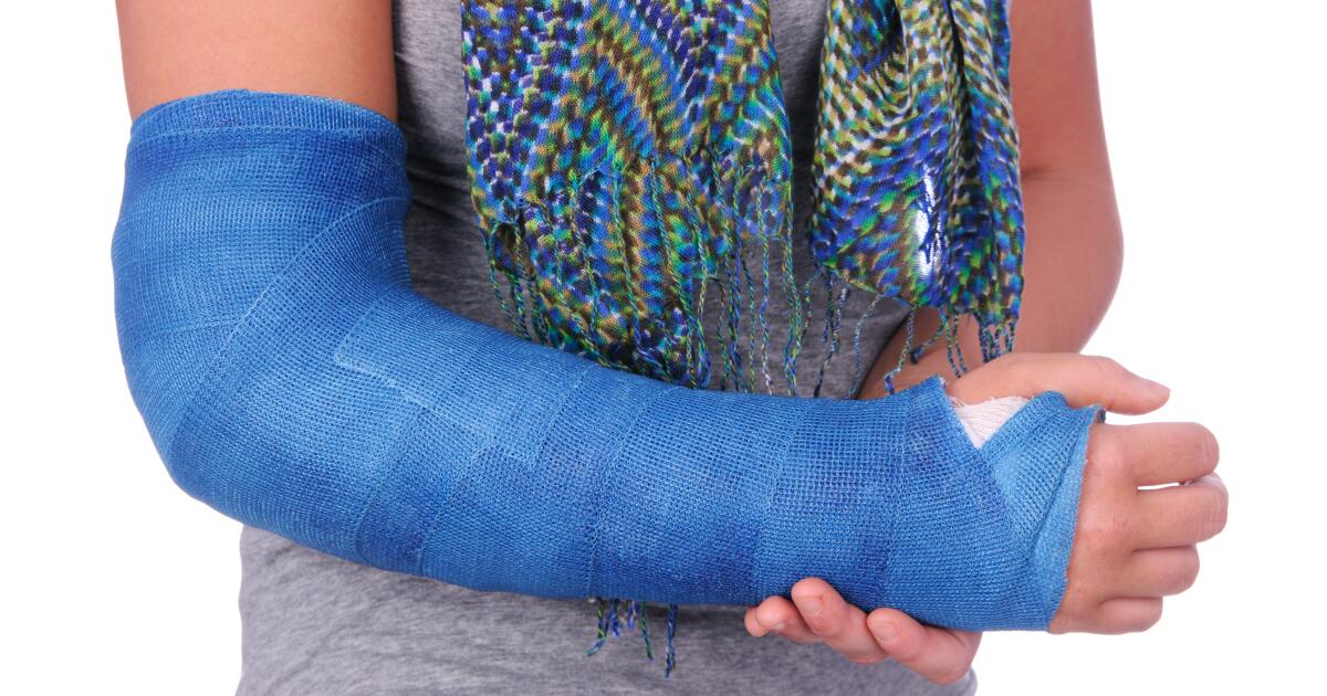 Coping With An Arm Cast Tips For Arm Cast Covers Shower Protectors