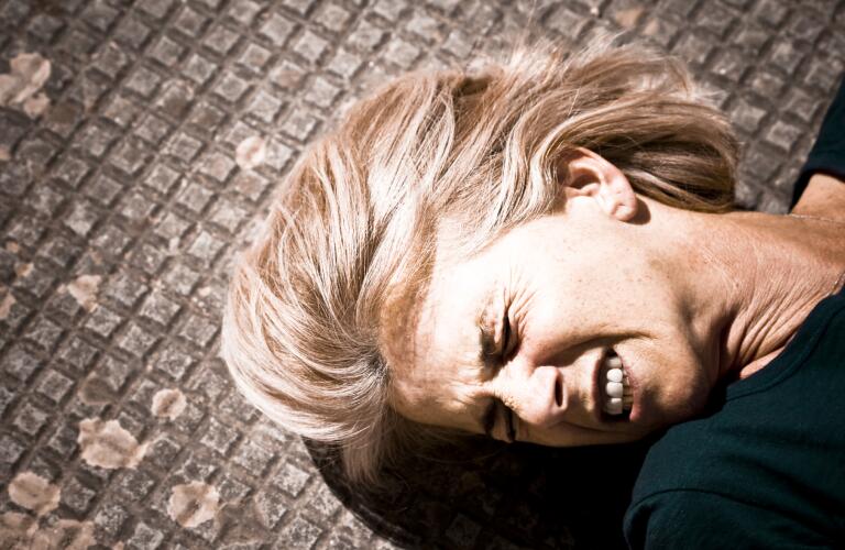 woman having seizure