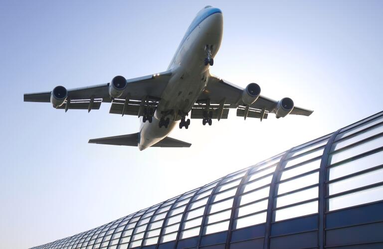 Airplane take off