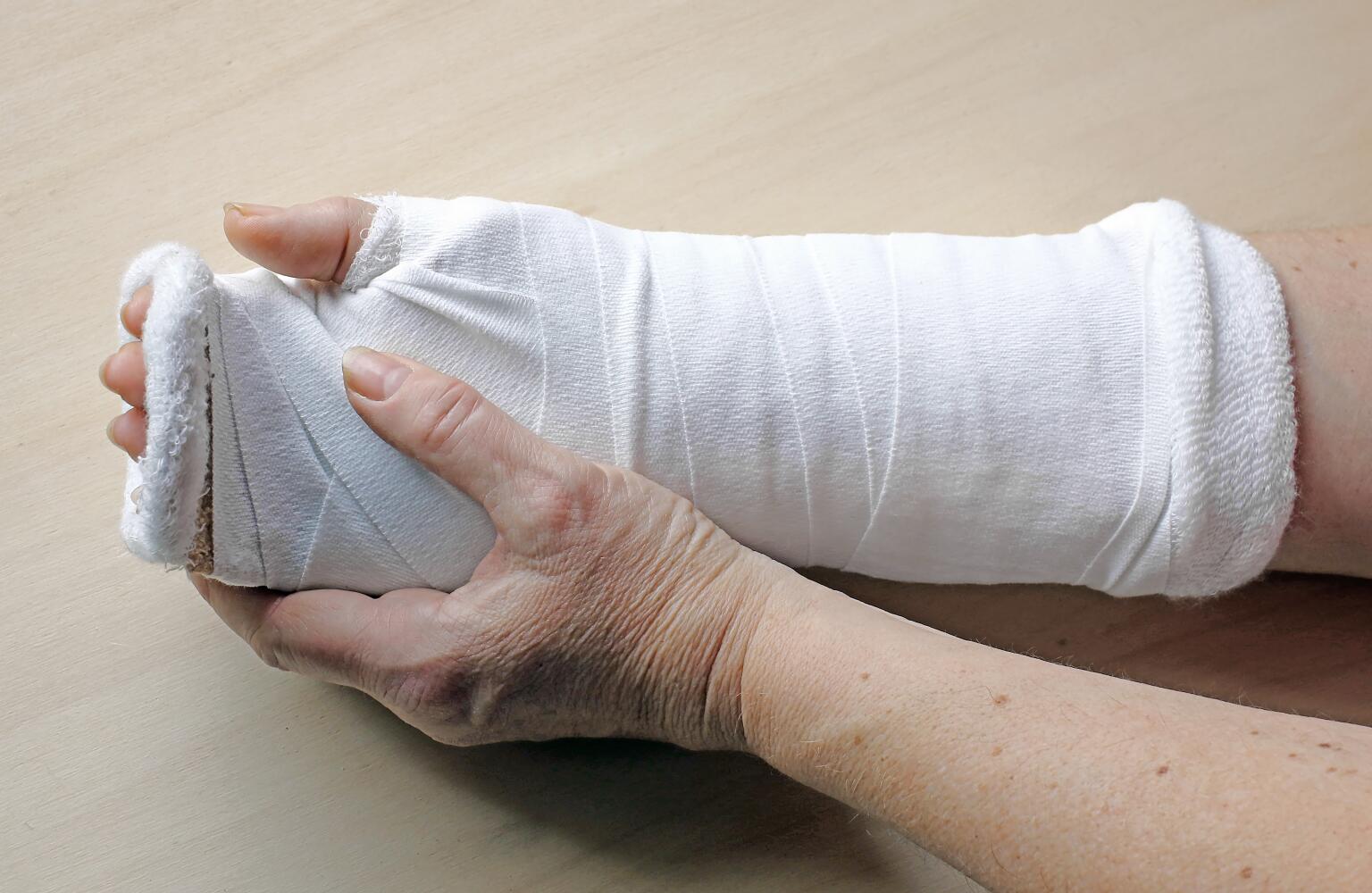 Treatment Options for Hand Fractures Broken Hand Treatments