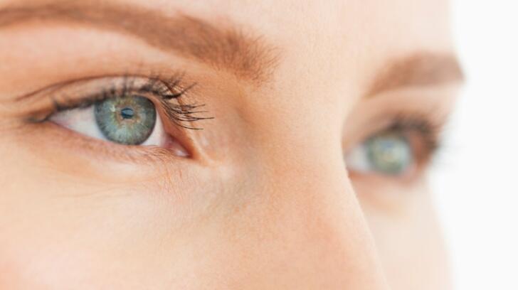 8 Common Eye Symptoms And What They Mean