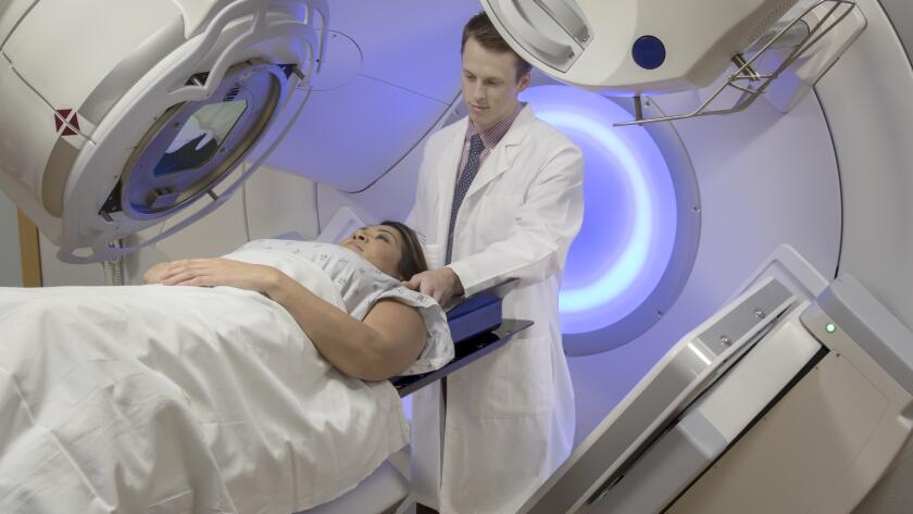 woman-receiving-radiation-therapy