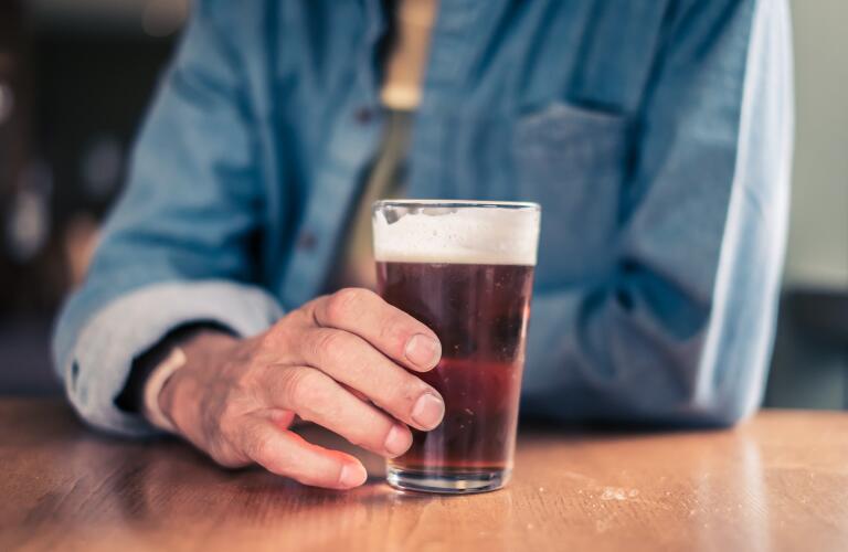 Man holding beer