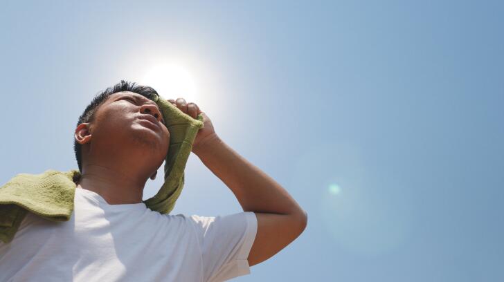 9 Tips To Stay Safe In The Sun 9 Tips To Stay Safe In The Sun