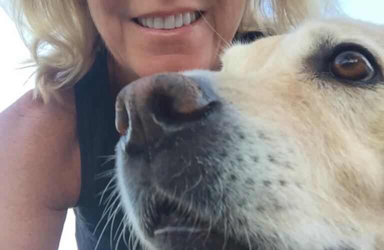 Linda Bessey -- Choosing a Knee Replacement Surgery