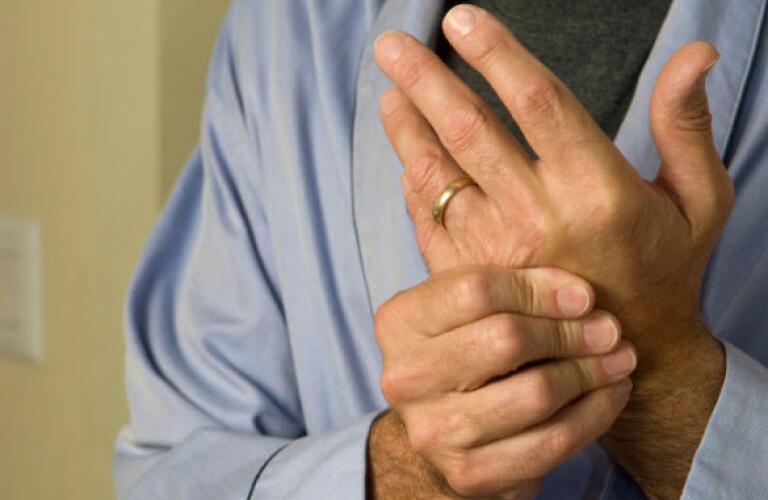 Numb hands