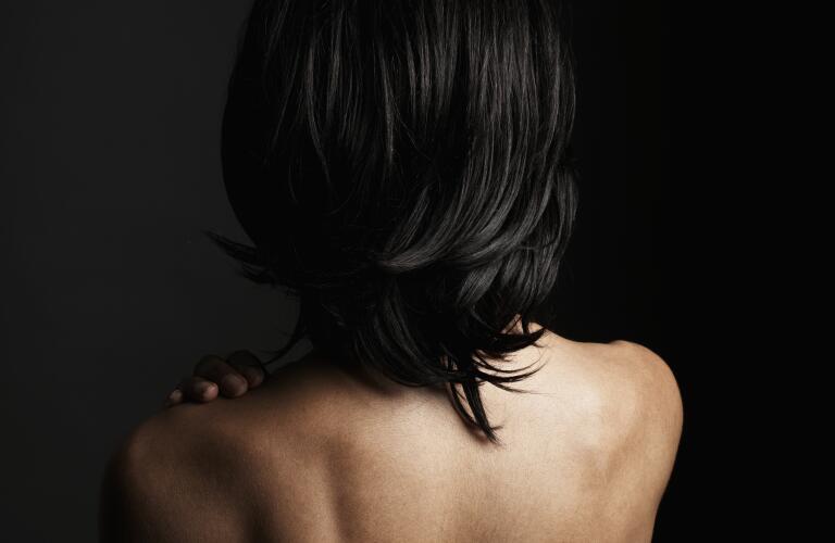 portrait-of-woman-facing-away