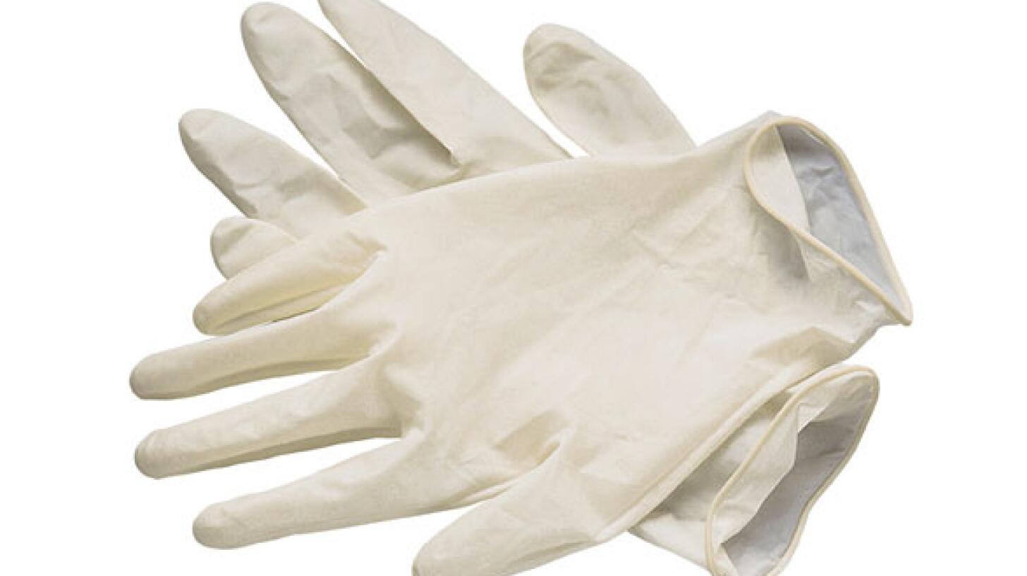 16 Things You Should Have In Your First Aid Kit