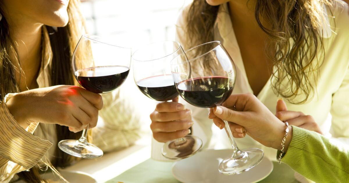 What Red Wine Does to Your Allergies